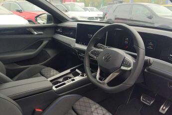 Volkswagen Passat Estate 1.5 TSI eHybrid R-Line 5dr DSG