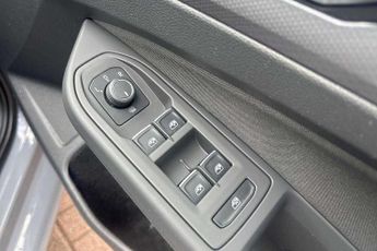 Volkswagen Golf 1.5 TSI Active 5dr
