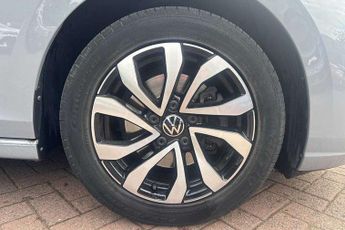 Volkswagen Golf 1.5 TSI Active 5dr