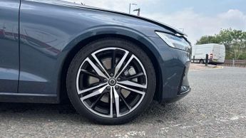 Volvo S60 2.0 T5 R DESIGN Edition 4dr Auto