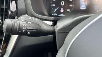 Volvo S60 2.0 T5 R DESIGN Edition 4dr Auto