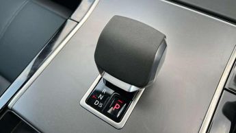 Land Rover Range Rover Velar 2.0 D200 MHEV Dynamic SE 5dr Auto