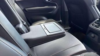 Volvo XC90 2.0 T8 Recharge PHEV R DESIGN Pro 5dr AWD Auto