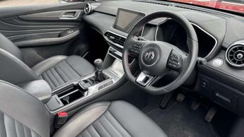 MG HS 1.5 T-GDI Trophy 5dr