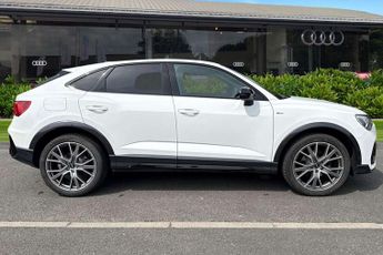 Audi Q3 35 TFSI Black Edition 5dr S Tronic [20" Alloy]