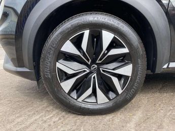 Nissan Juke 1.0 DiG-T Acenta Premium 5dr DCT