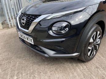 Nissan Juke 1.0 DiG-T Acenta Premium 5dr DCT