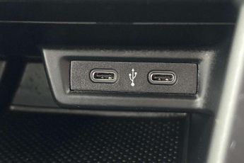 Volkswagen Polo 1.0 TSI Life 5dr