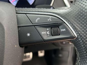 Audi Q5 40 TDI Quattro S Line 5dr S Tronic