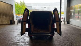 Volkswagen Transporter 2.0 TDI 150 Highline Van DSG