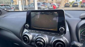 Nissan Juke 1.6 Hybrid N-Connecta 5dr Auto