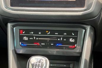 Volkswagen Tiguan 1.5 TSI 150 Active 5dr