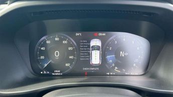 Volvo XC40 1.5 T3 [163] Momentum 5dr