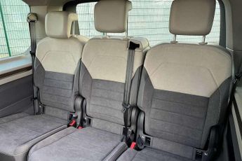 Volkswagen Multivan 2.0 TDI Style 5dr DSG