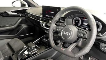 Audi A4 Avant 35 TDI Black Edition 5dr S Tronic