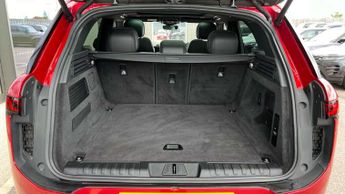 Land Rover Range Rover Sport 3.0 D300 Dynamic SE 5dr Auto