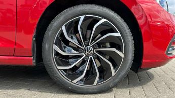 Volkswagen Golf 1.5 eTSI 150 Style 5dr DSG