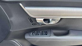 Volvo V90 2.0 T4 Momentum Plus 5dr Geartronic