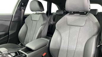 Audi A4 Avant 35 TDI Black Edition 5dr S Tronic