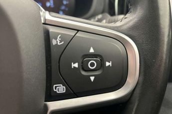 Volvo XC60 2.0 B4D Momentum 5dr Geartronic