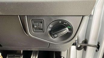 Volkswagen Polo 1.0 TSI R-Line 5dr DSG