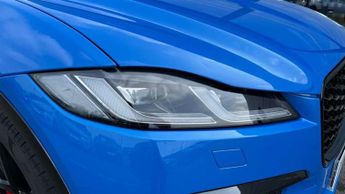 Jaguar F-Pace 5.0 V8 550 SVR 5dr Auto AWD [Panoramic roof]