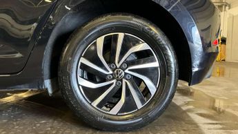 Volkswagen Polo 1.0 TSI Life 5dr