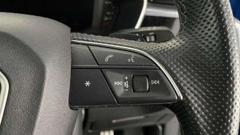 Audi Q3 45 TFSI e Black Edition 5dr S Tronic