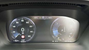 Volvo XC40 2.0 D4 [190] R DESIGN Pro 5dr AWD Geartronic