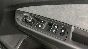 Volkswagen Golf 2.0 TDI 150 R-Line 5dr DSG