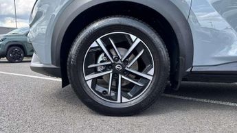Nissan Juke 1.0 DiG-T N-Connecta 5dr