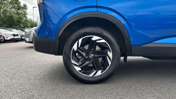 Nissan Qashqai 1.3 DiG-T MH N-Connecta 5dr