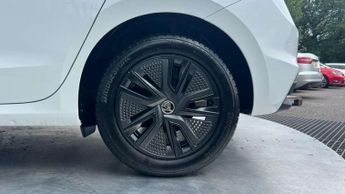 Skoda Fabia 1.0 MPI 80 Colour Edition 5dr