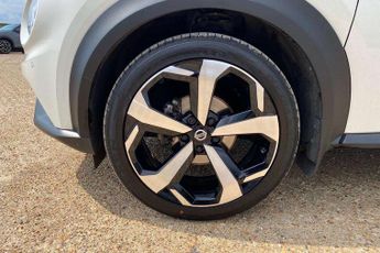 Nissan Juke 1.0 DiG-T 114 Tekna 5dr