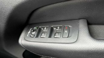 Volvo XC60 2.0 T5 [250] Momentum 5dr AWD Geartronic