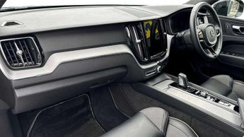 Volvo XC60 2.0 T6 Recharge PHEV R DESIGN 5dr AWD Auto