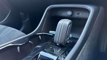 Volvo XC40 Recharge 1.5 T4 Recharge PHEV R DESIGN 5dr Auto