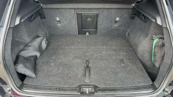 Volvo XC40 1.5 T3 [163] Momentum 5dr Geartronic