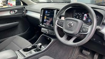 Volvo XC40 1.5 T3 [163] Momentum 5dr Geartronic
