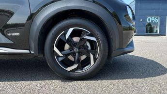Nissan Juke 1.6 Hybrid N-Connecta 5dr Auto