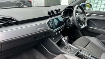 Audi Q3 45 TFSI e S Line 5dr S Tronic