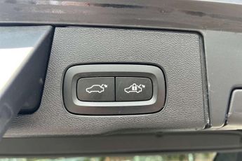 Volvo XC60 2.0 D4 Momentum Pro 5dr AWD Geartronic