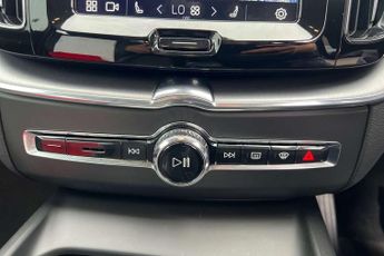 Volvo XC60 2.0 B4D Momentum 5dr AWD Geartronic