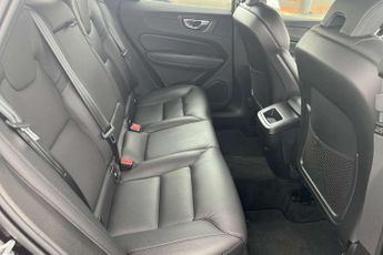 Volvo XC60 2.0 B4D Momentum 5dr AWD Geartronic