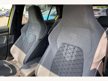 Volkswagen Golf 2.0 TDI 150 R-Line 5dr DSG