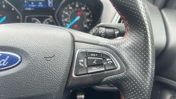 Ford Kuga 1.5 TDCi ST-Line 5dr 2WD