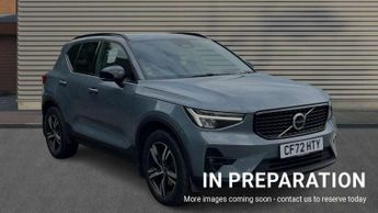 Volvo XC40 2.0 B4P Plus Dark 5dr AWD Auto