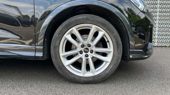 Audi Q3 35 TFSI Black Edition 5dr