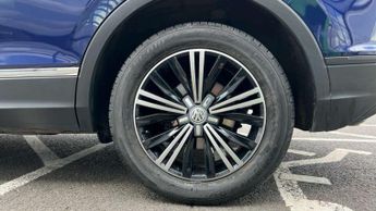 Volkswagen Tiguan 2.0 TDi 150 SE Nav 5dr
