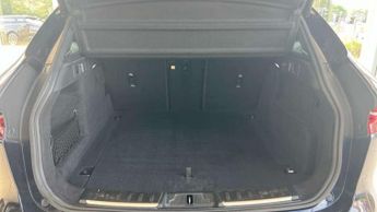 Jaguar F-Pace 3.0 P400 R-Dynamic HSE 5dr Auto AWD